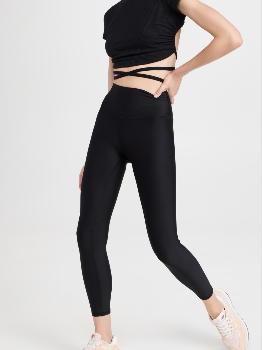 Alo Yoga High-Waist Airbrush Leggings – Black / XS